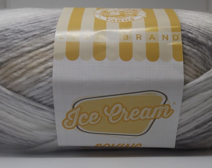 Lion Brand Ice Cream Roving Yarn Color 620 7 Oz/200 Grams 437 Yards 4