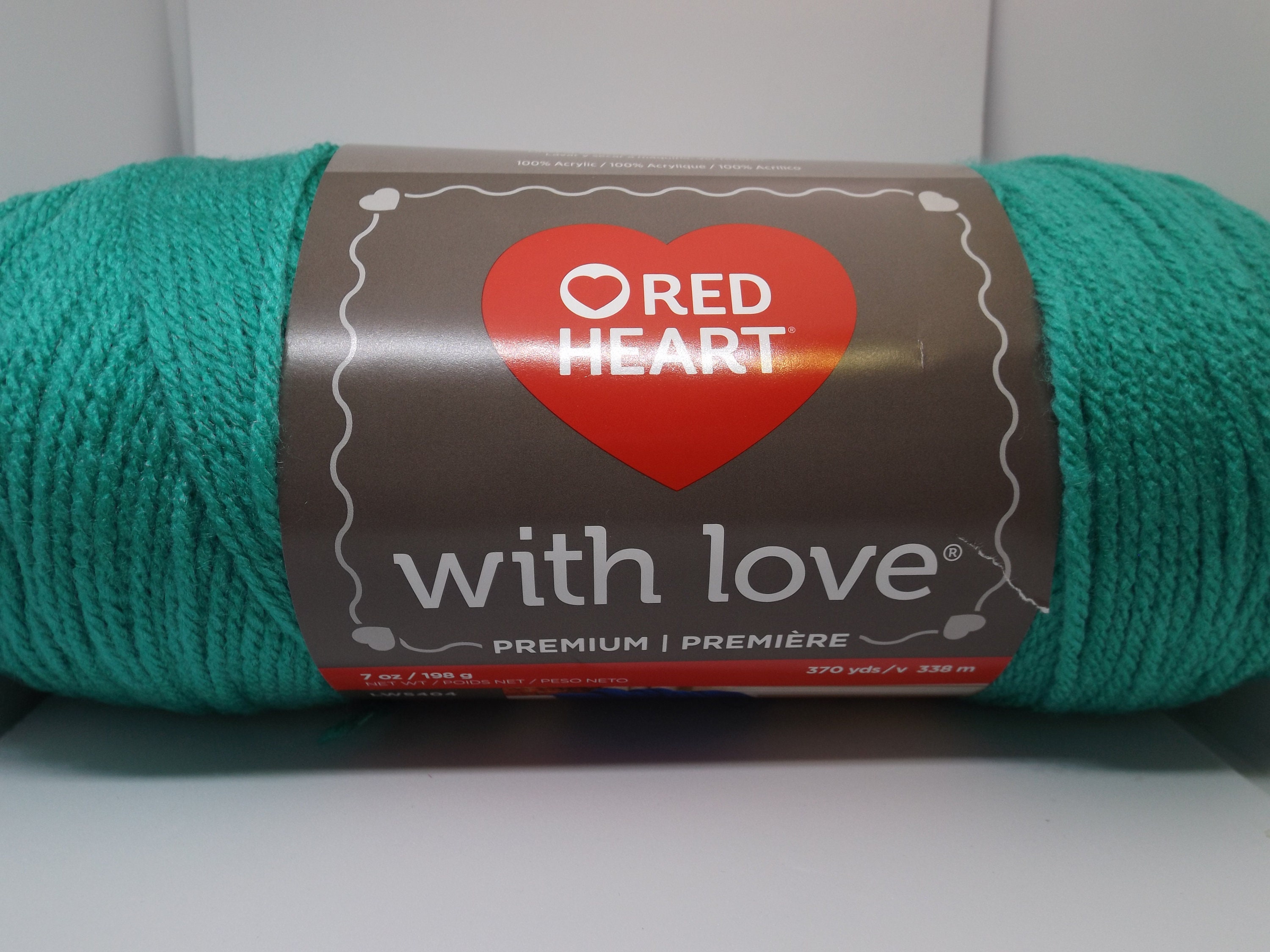 Red Heart With Love Yarn 1562 Jadeite 4 Med 7oz/198 Grams 370 Yards/338  Meters knitting, Crochet 