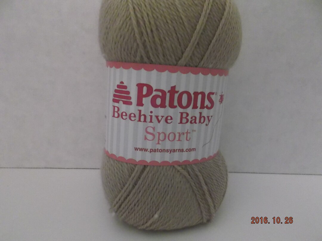 Patons Beehive Baby Sport Yarn 3 Light Fawn knitting 100 Grams/3.5 Oz