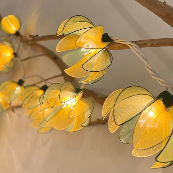 Yellow Lotus Fairy Lights: 35 UL Warm Lights for Patio Decor