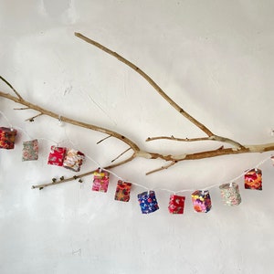 Lanterne di carta in stile giapponese per patio, matrimoni, feste e decorazioni, luci fatate, luci a corda (35 luci calde UL)