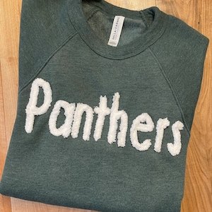Fuzzy letters shirt, School Spirit, Cheer mom, Chenille yarn, Custom Sweatshirt, Personalized Sweatshirt, Team Sweatshirt, baseball shirt