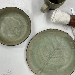Made to order ‘Green Leaf’ black stoneware two piece table setting