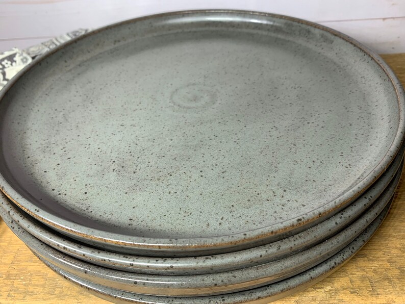 Made to Order Set of Four Speckled Grey Dinner Plates - Etsy Canada