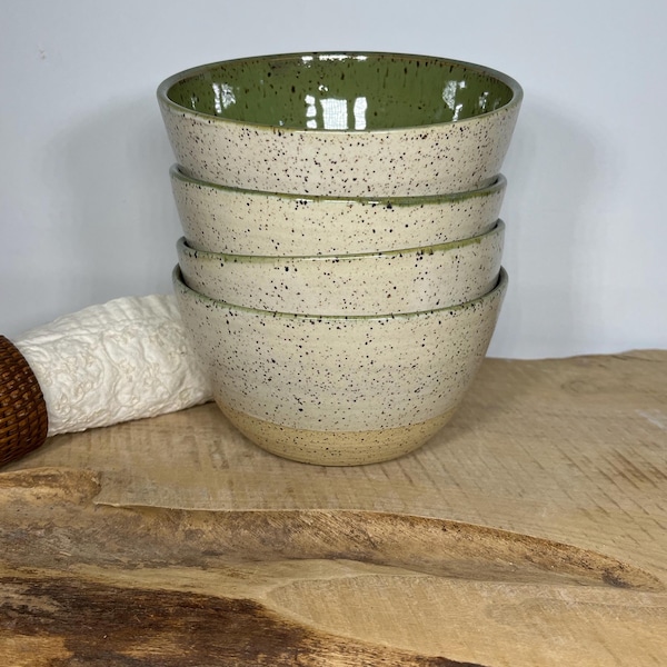 Handmade set of four desert bowls in jade and satin