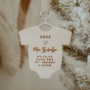 Adorno de anuncio de nacimiento, Adorno de bebé recién nacido, Adorno de Navidad para recién nacidos, Adorno de Navidad de anuncio de nacimiento, Adorno de onesie