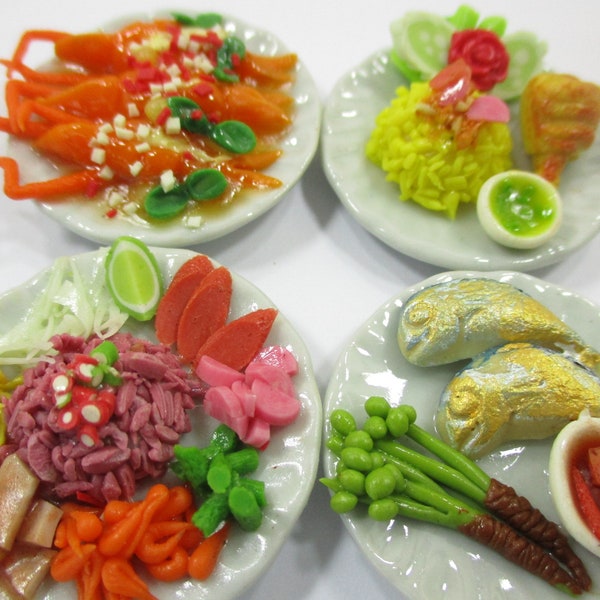 1:6 Compatible with Barbie Dollhouse Miniature food 4 Ceramic Plates Thai Food 3.5 cm Dollhouse Food 16342