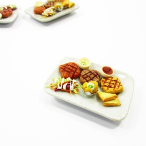 1:6 Dollhouse Miniature Food Grill Meat Steak Barbecue Pork Beef Chicken Mini Tiny Doll Food Dinner Party Supply Decoration Accessory 14972