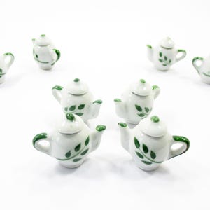 4 grüne Blatt Kaffeekanne Teekanne 13236 Puppenhaus Miniaturen Keramik