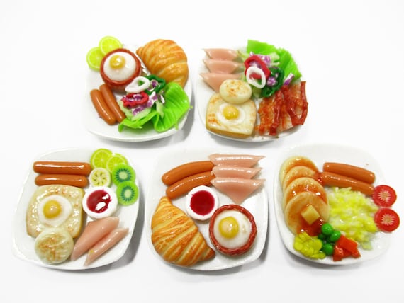 Dollhouse Miniature Food 5 Ceramic Plates Breakfast Sausage Ham Egg Supply 13745