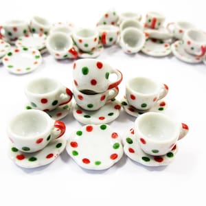 6/12 Weihnacht Teetasse Untertasse Teller mit Untertasse Muschelschale Puppenhaus Miniaturkeramik #S 12621
