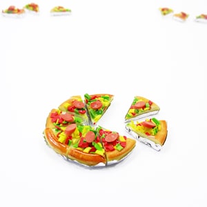 Dollhouse  Miniatures Food Mixed Sausage Pizza Pan 8 Cuts Slices Supply Charms Deco - 10445