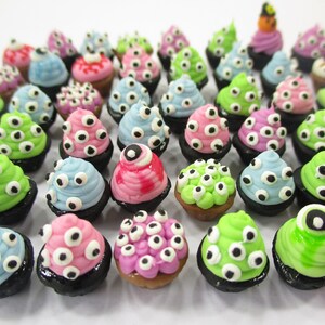 Dollhouse Miniature Food Halloween Seasonal 50 Loose Dollhouse Cupcake Miniature Bakery Sweets Supply Charms Dollhouse Food 16666
