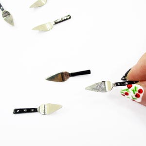 1:12 Miniature Pie Cake Pizza Server Metal Utensil, Dollhouse Bakery Dessert Party Kitchen