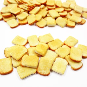 20 Miniature 1:12 Toast Slices Dollhouse Bread Breakfast Bakery Dollhouse Loose Food Lot Accessory Supply Tiny Mini Doll Food Charms 15919