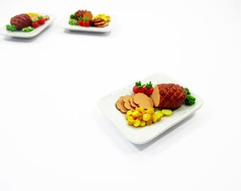 ドールハウス用ミニチュア：ハチミツグレーズドハムと野菜添え、1/6スケール