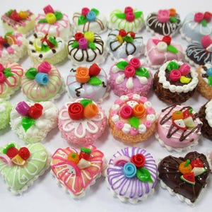 Dollhouse Miniature Food 30 Mixed Fruit Flower Mini Cake 1.5 cm Sweet 16595