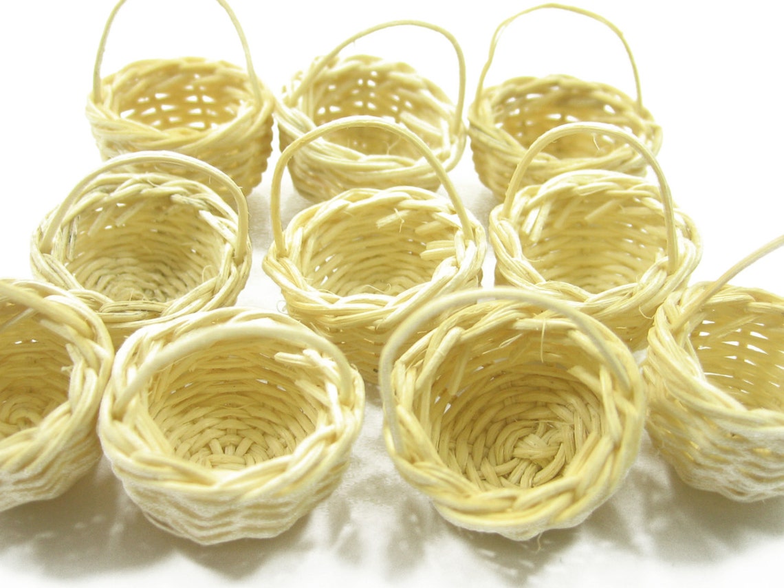 Dollhouse Food Accessories Small Round Wicker Lot 10 Dollhouse Etsy