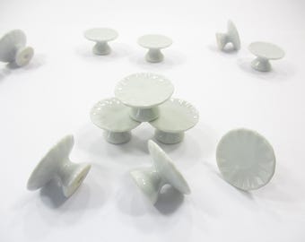 6x25 mm White Cake Bakery Ceramic Stand  Dollhouse Miniatures Cake Supply 10580