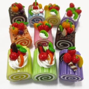 Puppenhaus Miniatur Essen 10 Obst Süß Roll Kuchen Backen Backstube 16018