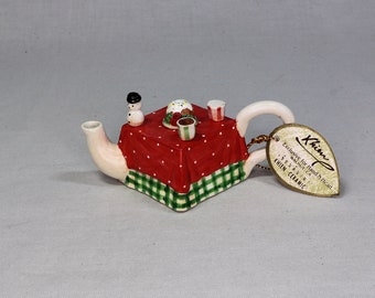 Khein Miniature Ceramic Christmas Teapot