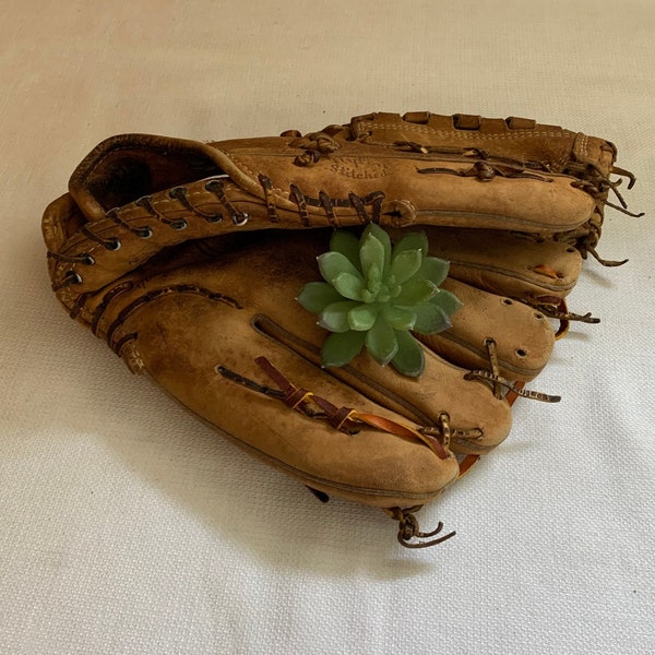 Vintage Baseball Glove, Dark Brown Leather Ball Mitt, Ted WIlliams Brand Leather Sports Supply, Glove for Baseball, Sports Memorabilia