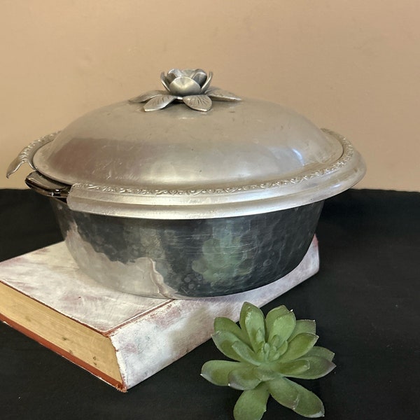 Vintage Hammered Aluminum Casserole, Silvercrest by Everlast Pyrex Dish Holder, Mid Century Buffet Server, Hot Dish Serving Piece