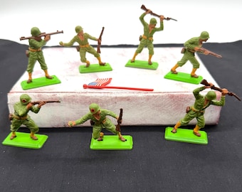 Vintage American Infantry Army Men, World War II History US Figurine for Diorama