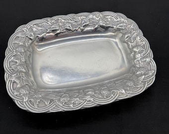 Wilton Key Drop or Bread Dish, Vintage Wilton Pewter Like Leaf and Acorn Design, Small Metal Trinket Tray or Bowl