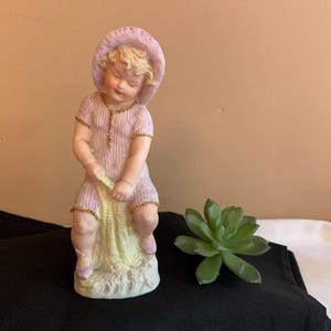 Vintage Figurine of a Little Girl with Her Blanket, Sculpture of a Child, Traditional Nursery Decor, Grandma Gift, Porcelain Statue
