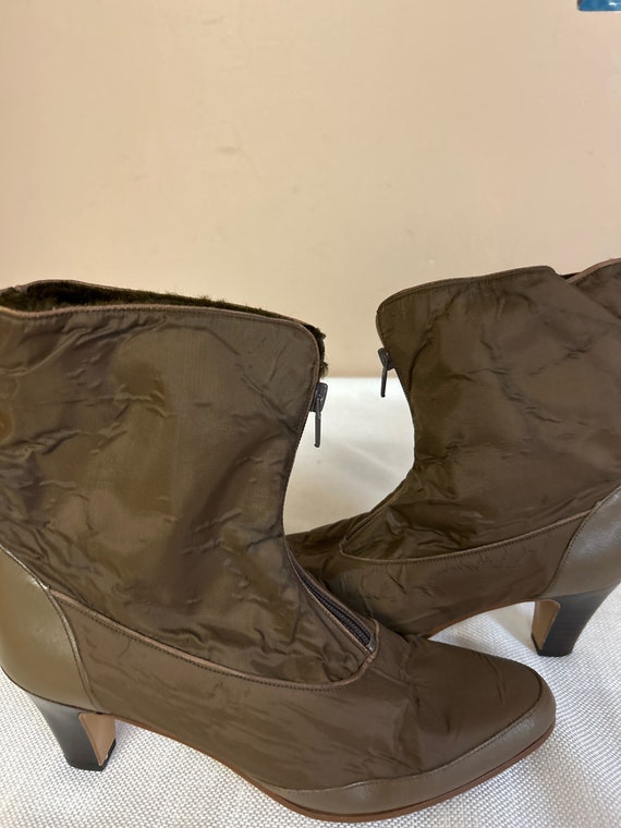 Vintage Winter Snow Boots, Cone Heel Waterproof C… - image 9