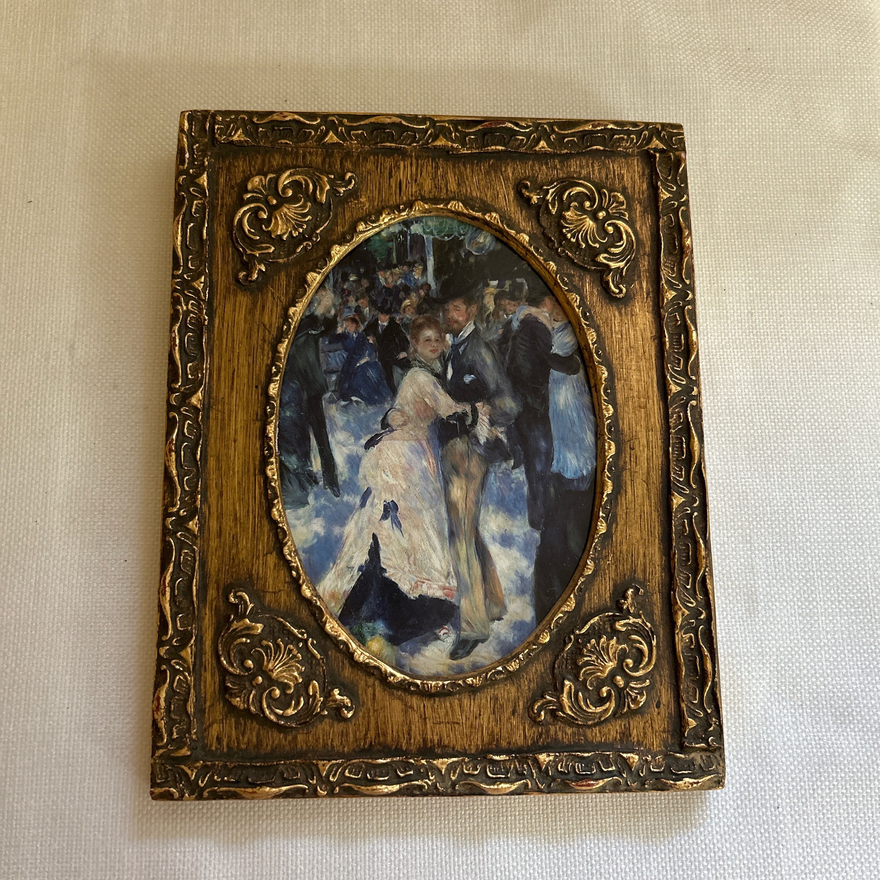 Gold Sculpted Picture Frame, Vintage Gold Florentine Wood Wall Decor ...