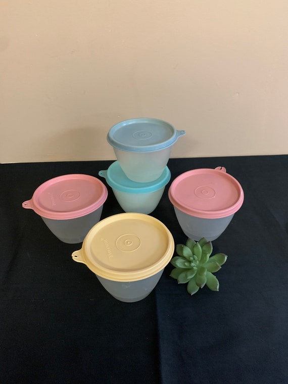 5 Vintage Tupperware Bowls, Nesting Wonderlier Bowls, Small 2 Cup