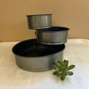 3 Tiered Wedding Cake Pans, Nordic Ware Springform Non Stick Set, Cheese Cake Pans with Removable Bottom, Bakery Supply, Gift for Baker