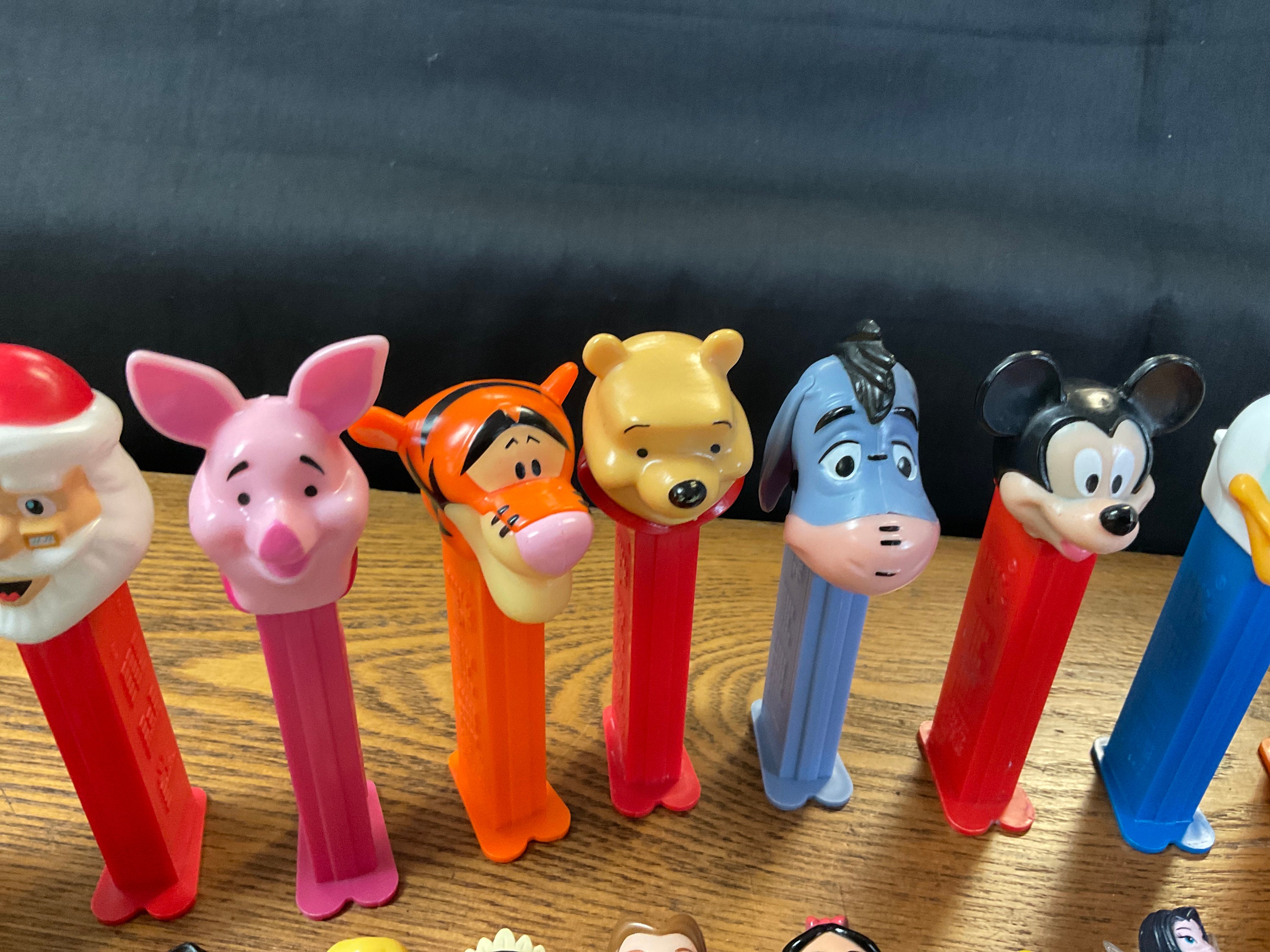 38個のヴィンテージペッツキャンディディスペンサーバンドル