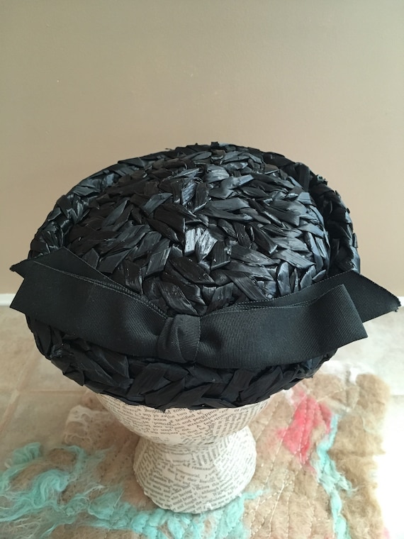 Vintage Black Mini Straw Hat, Betmar Woven Raffia, Ma… - Gem display picture 3