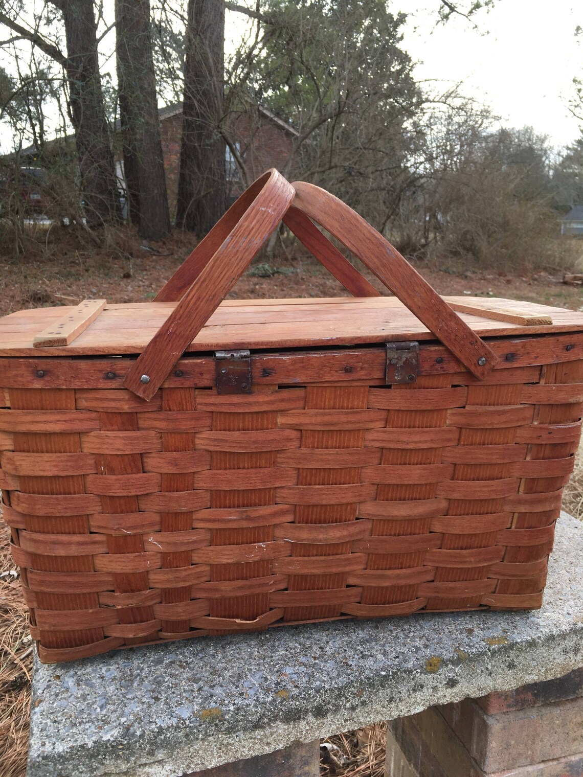 Vintage Woven Picnic Basket Hinged Lid Slat Basket Covered Etsy