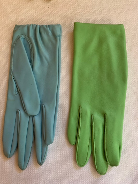 Vintage Short Colored Gloves, Fownes Cobalt Blue … - image 5