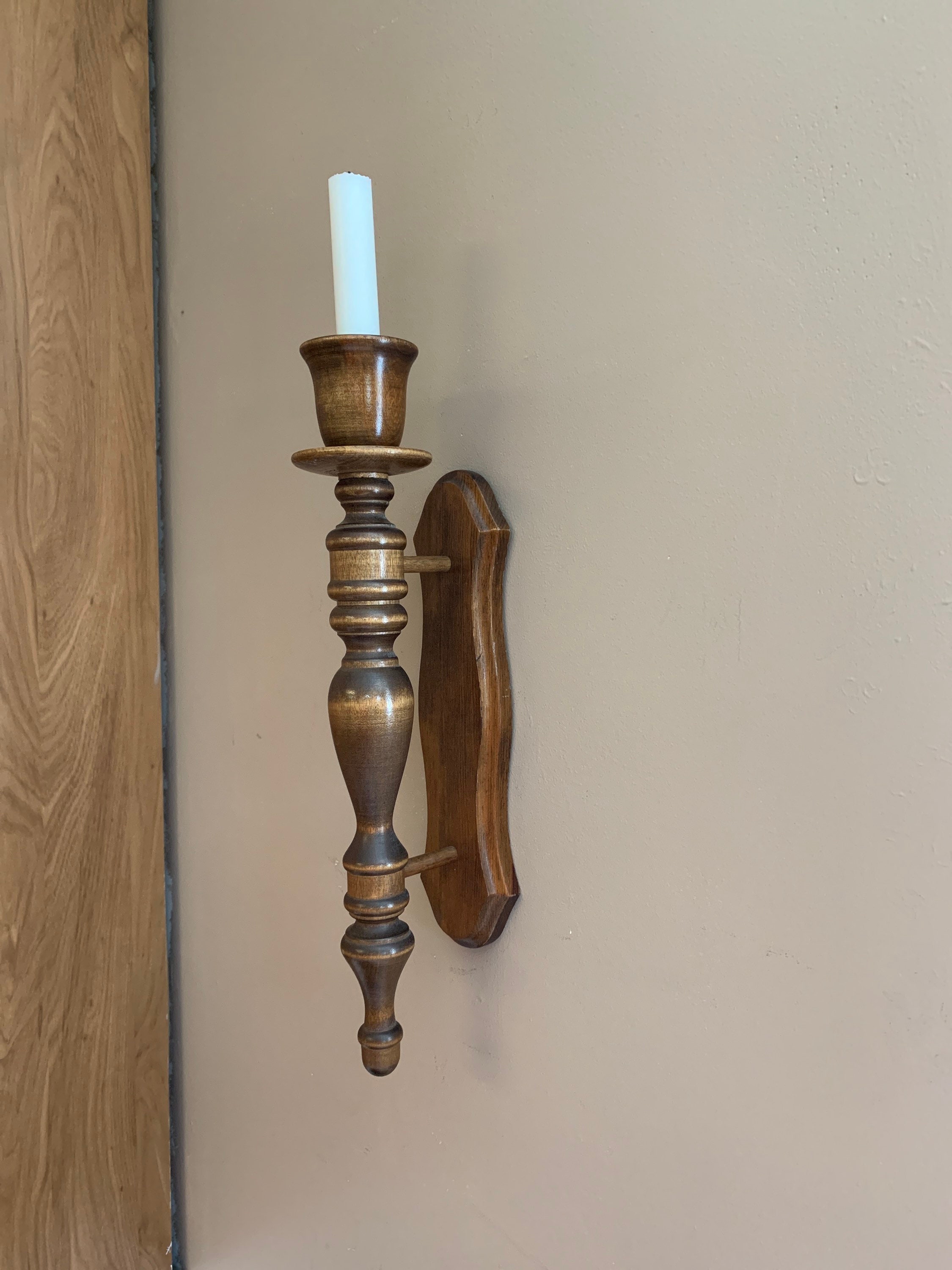 Wood Candle Sconce, Vintage Wall Sconce, Turned Wood Wall Candle Holder,  Traditional Colonial Decor, Single Taper Candle Wall Lighting