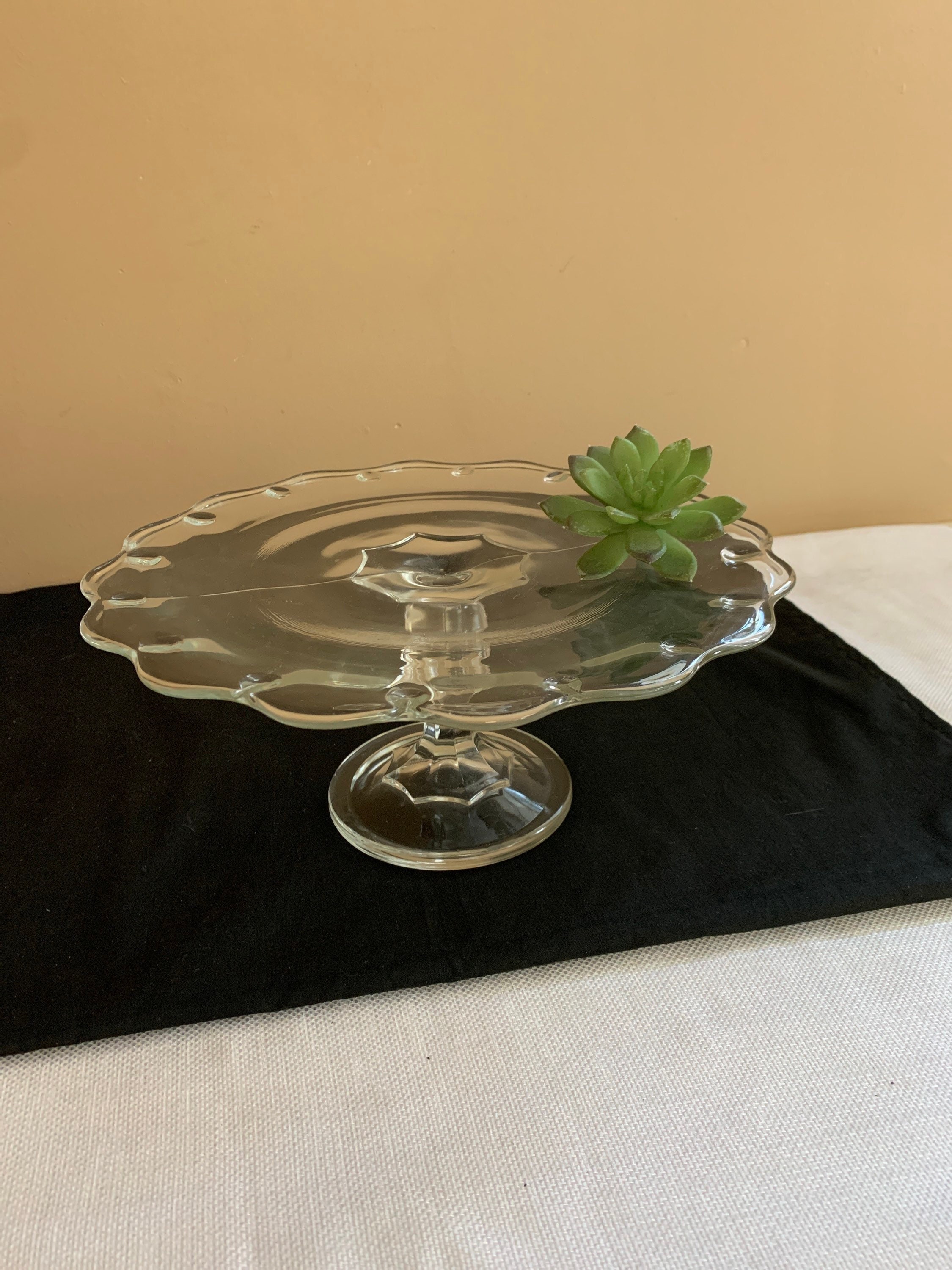 Vintage Pedestal Cake Plate Glass Plate Cake Stand Wedding - Etsy Canada