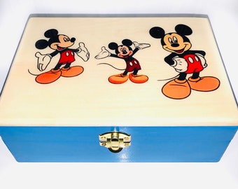 Mickey Mouse,  keepsake box, Kids Gift, Disney,  Disney gift, nursery gift, baby gift, Unique gift, Boys gift, girls gifts, birthday Gift,