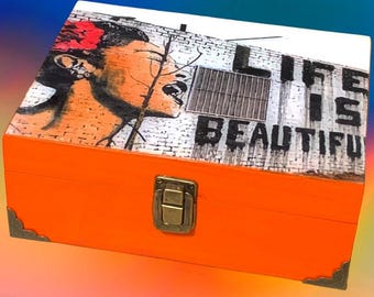Caja de recuerdos, foto de Banksy, caja de madera, regalos de moda, caja de baratijas, regalo único, caja de joyería, regalo de cumpleaños, caja de joyería, regalo personalizado