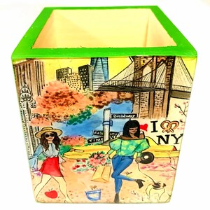 Pencil holder, Desk Accessories, Home office, Desk Organizer, Gifts, Desk gifts, NYC girls, NYCFashion image 1