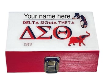 Delta Sigma, hermandad DST, regalos universitarios, regalo de graduación, decoración de dormitorio, caja de recuerdos, graduación, hbcu, regalo de Delta Sigma