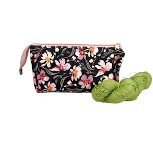 Bag with three compartments, bag organizer, cosmetic bag, cosmetic pouch, cosmetic bag, case, toiletry bag, make-up bag, triobag