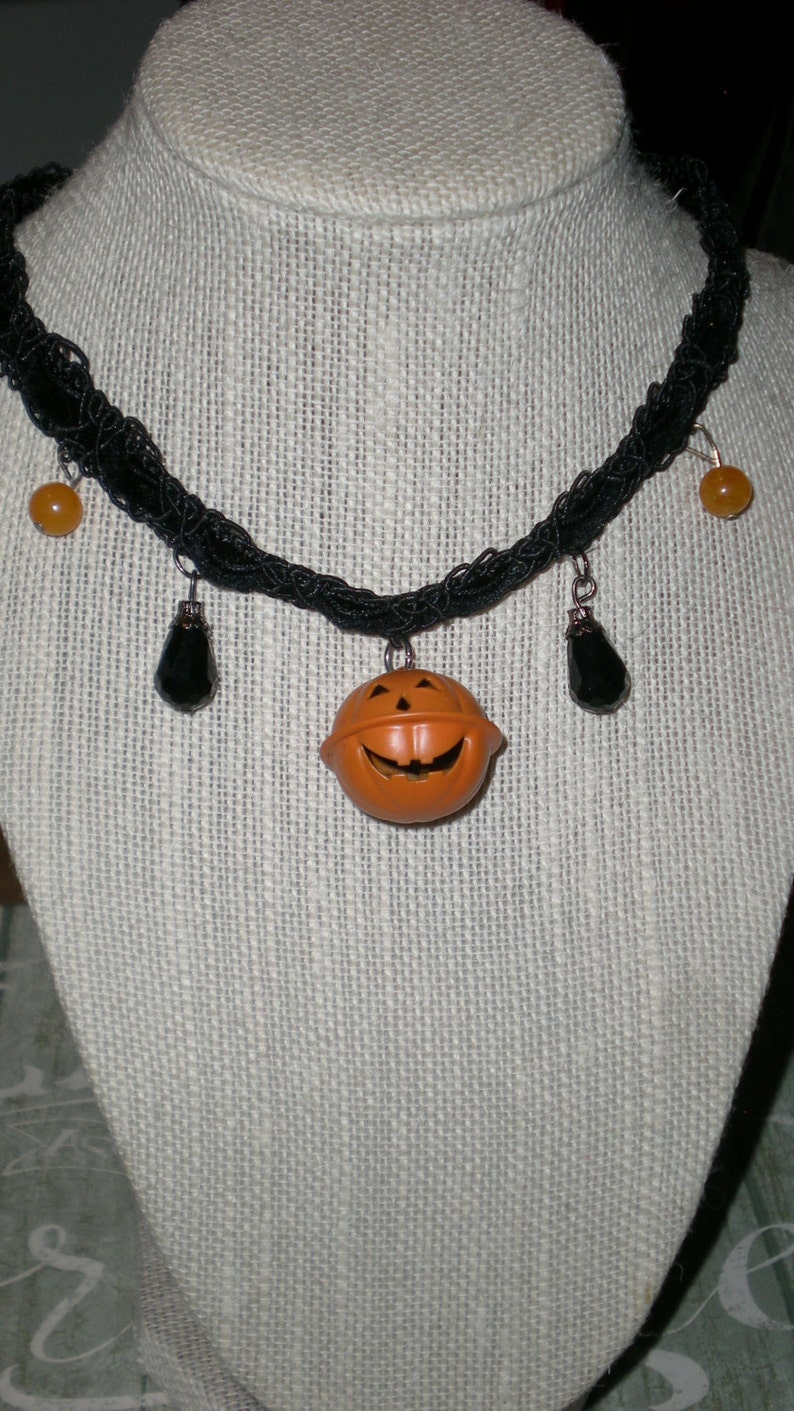 Pumpkin Belle choker image 1