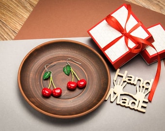 Ohrringe Kirsche kleine Größe Geschenk Frucht Ohrringe Beere baumeln Geschenk für sie Rote Ohrringe Schmuck Kirschen Ohrringe Handmade, Vintage Ohrringe