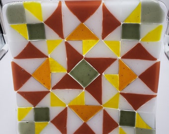 Indian Maze Quilt Pattern Fused Glass Plate