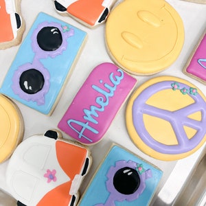 Retro cookies/ back to the 80s theme 24 cookies