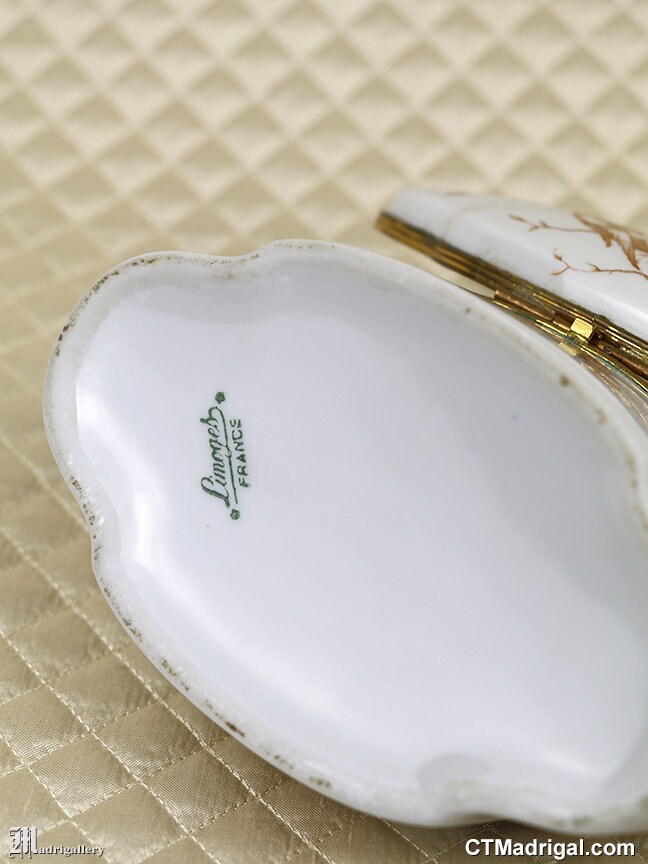 Limoges Porcelain Box, Jewelry Ring Casket Dresser Trinket Limoges Porcelain Box, Jewelry Ring Casket Dresser Trinket